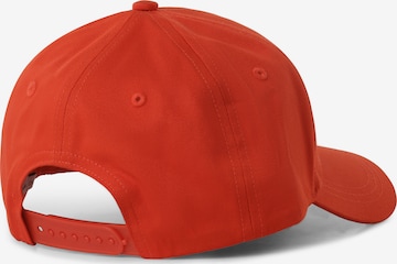 Calvin Klein Jeans Cap in Red: front