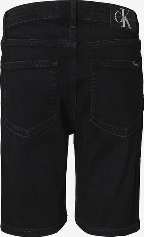 Calvin Klein Jeans Regular Farkut värissä musta