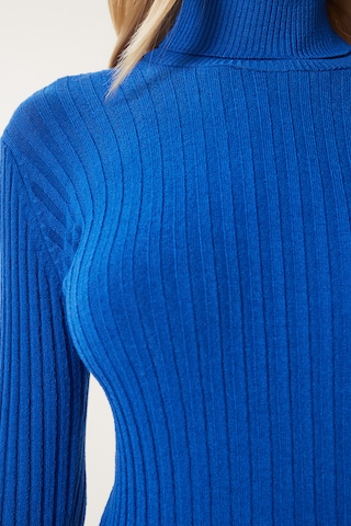 Pullover di Happiness İstanbul in blu