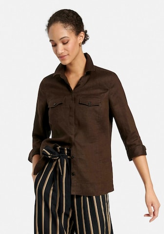 Peter Hahn Blouse in Brown: front