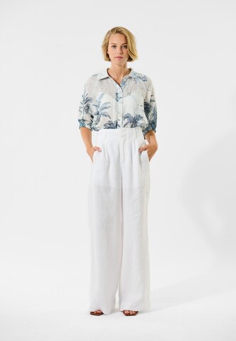 Camicia da donna di Dea Kudibal in blu: frontale