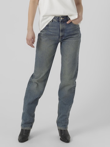 VERO MODA Regular Jeans 'HAILEY' in Blauw: voorkant