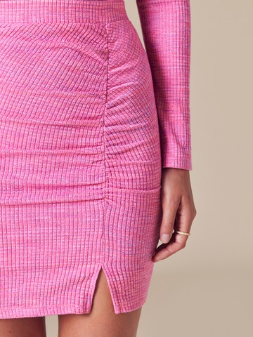 ABOUT YOU x Laura Giurcanu Skirt 'Ela' in Pink