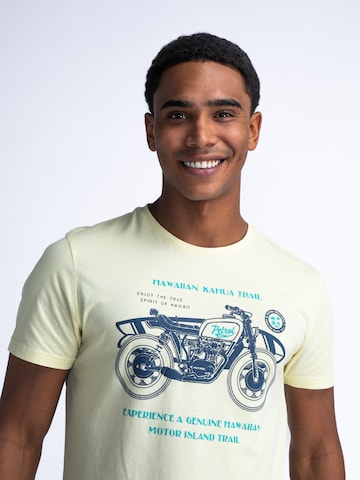 Petrol Industries T-shirt i gul