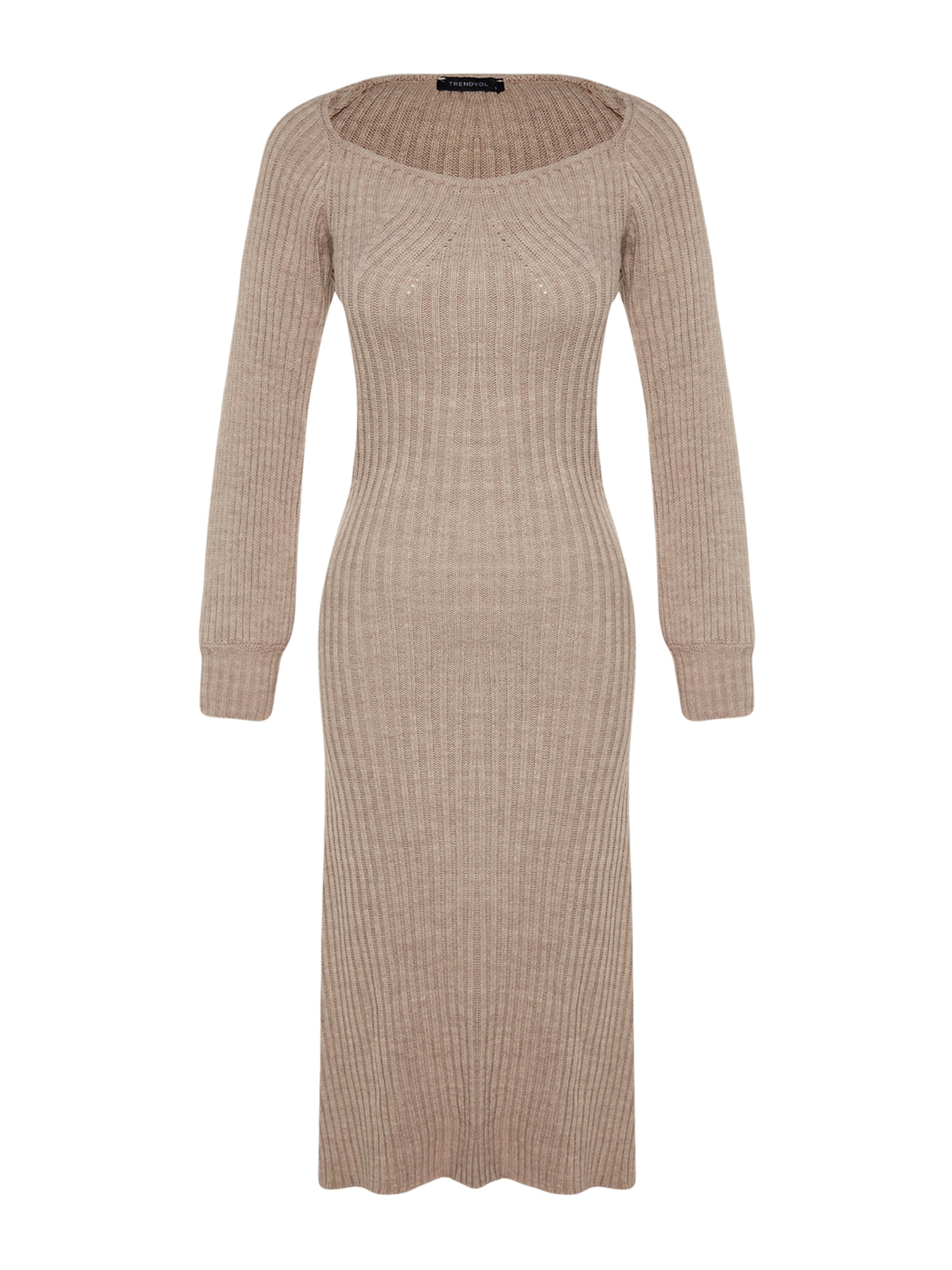 Trendyol Robes en maille en noisette, Vue avec produit