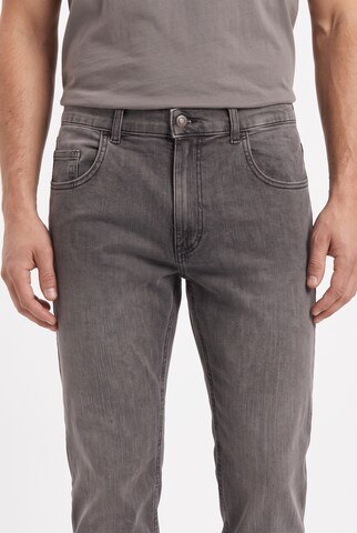 PIONEER Regular Jeans in Grau