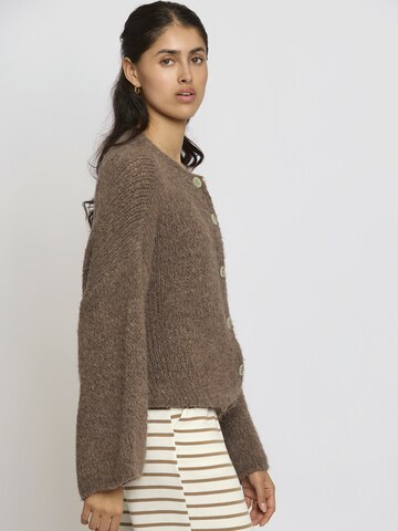 Lilavie Strickjacke ' Taynaa ' in Braun