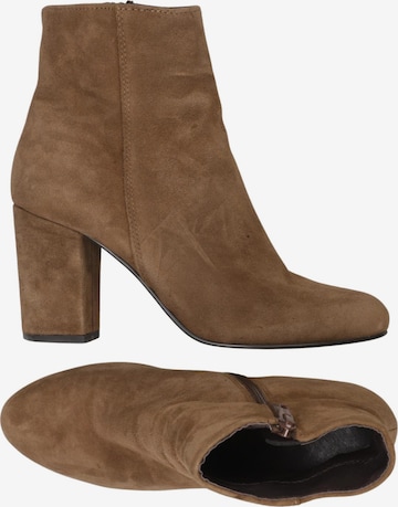 HALLHUBER Stiefelette 39 in Braun: Vorderseite