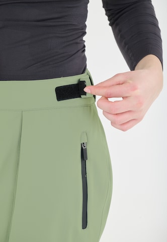 SLOPE Regular Outdoor trousers in Green