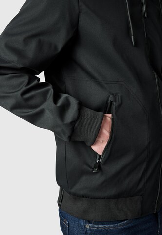 Ragwear Prehodna jakna 'Stewie' | črna barva