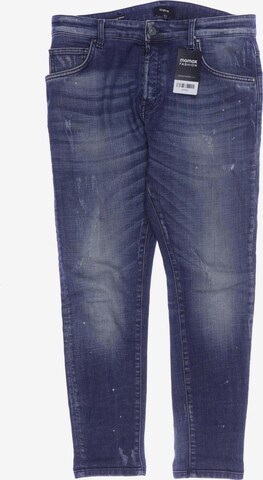 tigha Jeans in 33 in Blue: front