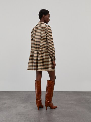 EDITED Shirt dress 'Madalina' in Brown