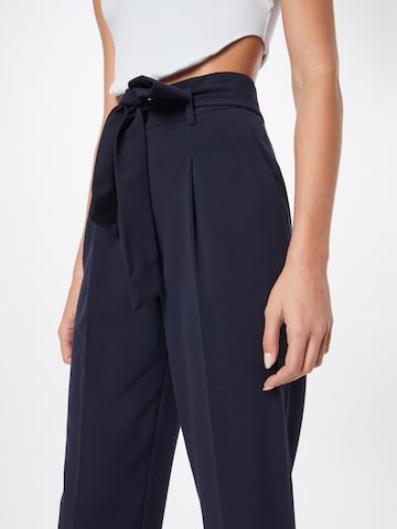 Regular Pantalon à plis Warehouse en bleu
