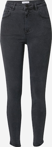 NU-IN Skinny Jeans in Black: front