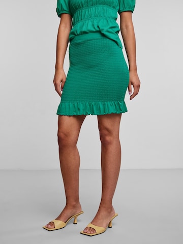 PIECES Skirt 'Aisa' in Green: front