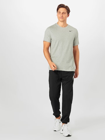 NIKE Regular fit Functioneel shirt in Grijs