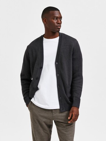 SELECTED HOMME Knit Cardigan in Grey: front