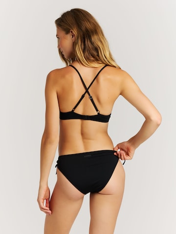 PROTEST Triangle Bikini 'PRTCelia' in Black
