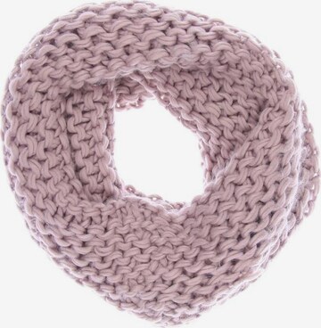 COMMA Scarf & Wrap in One size in Pink: front