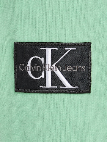 Bluză de molton de la Calvin Klein Jeans pe verde