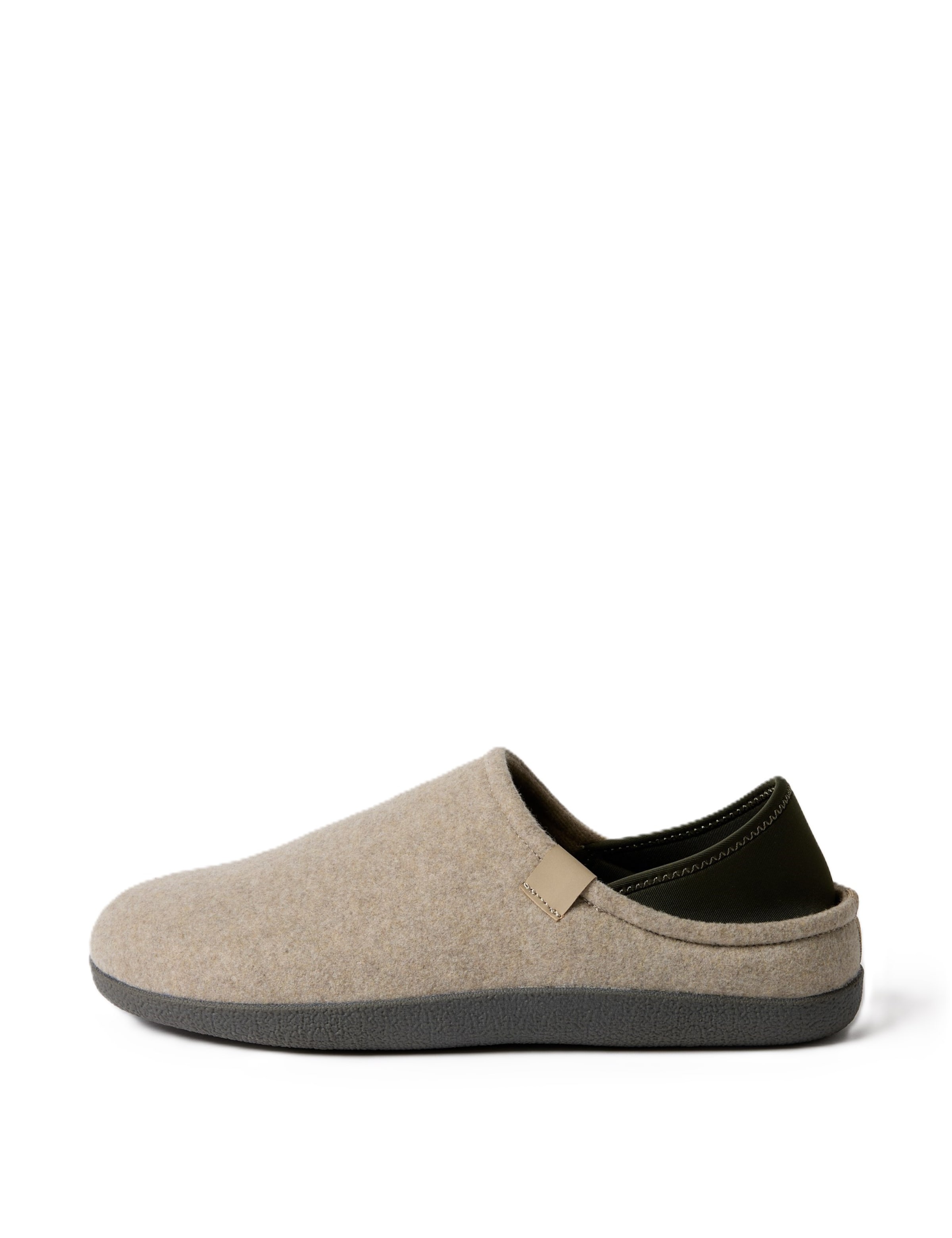 Pantoufle Marks & Spencer en beige : devant