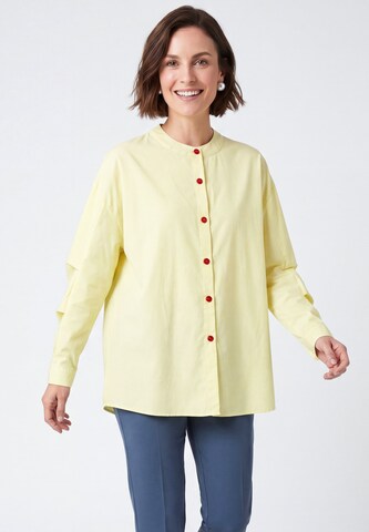Chemisier Usha en jaune : devant