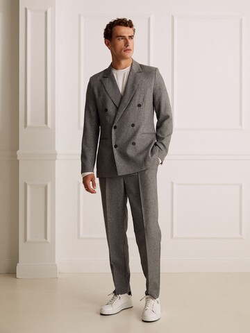 regular Pantaloni con piega frontale 'Santino' di Guido Maria Kretschmer Men in grigio