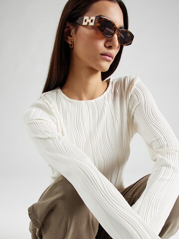 VILA T-shirt i beige