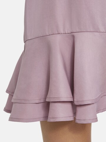 Nicowa Minikleid 'LONIWA', Model ist 1,75 cm groß trägt Größe 34 in Pink