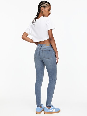 Pull&Bear Skinny Jeans i blå