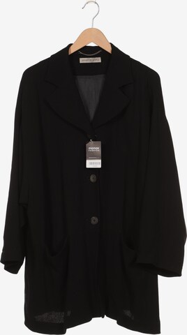 Annette Görtz Jacket & Coat in 4XL in Black: front