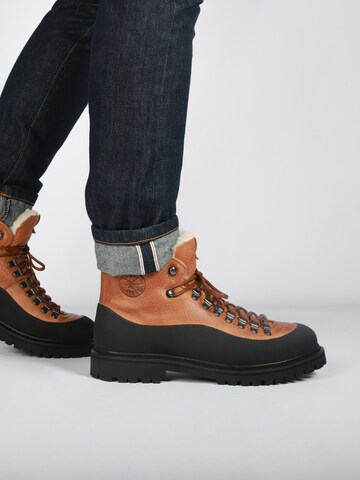 BLACKSTONE - Botas con cordones 'Rock Dree CG107' en marrón