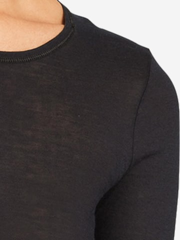 Hanro Undershirt 'Ultralight' in Black