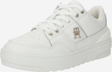 TOMMY HILFIGER Sneakers laag 'BASKET' in Beige: voorkant