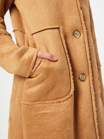 Amber & June Winter Coat in Brown