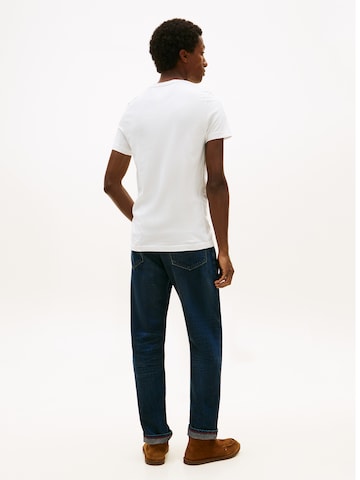 TOMMY HILFIGER Regular Fit T-Shirt in Weiß