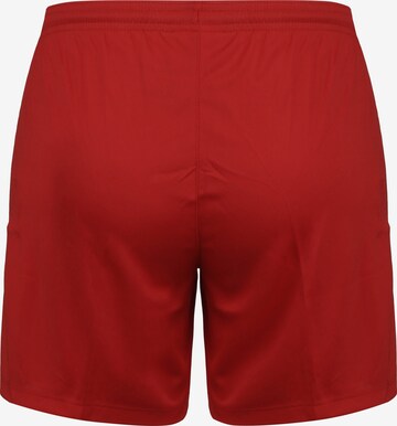 Coupe slim Pantalon de sport NIKE en rouge