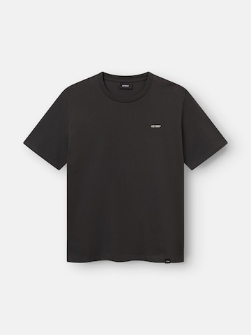 Antwrp Shirt in Zwart: voorkant