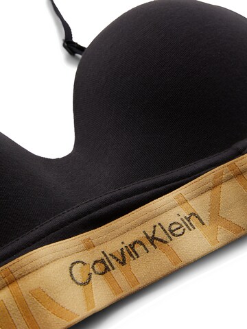 Push-up Sutien de la Calvin Klein Underwear pe negru