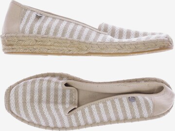 ESPRIT Flats & Loafers in 41 in Beige: front