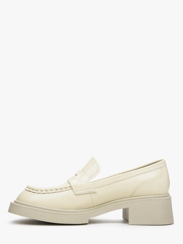 Estro Mocassins '2255-5' in Beige