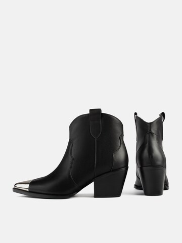 Cizme glezne 'MANHATTAN SKYLINE' de la L37 HANDMADE SHOES pe negru