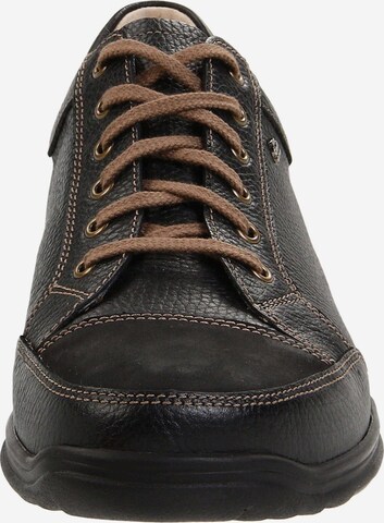 Finn Comfort Lace-Up Shoes in Black