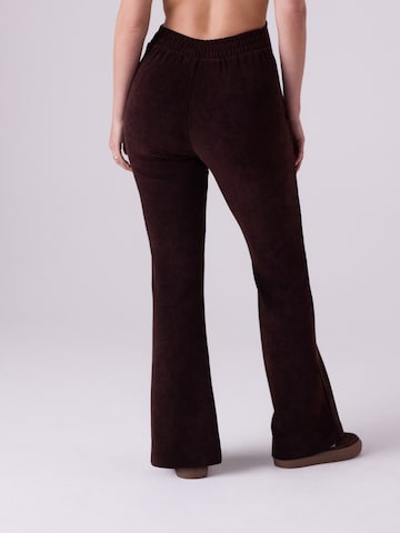 Next Flared Broek in Bruin