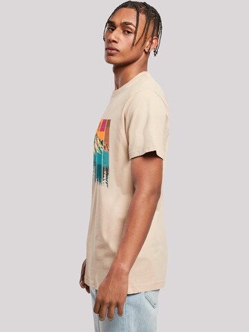 T-Shirt 'Berg Sonnenuntergang Retro' F4NT4STIC en beige