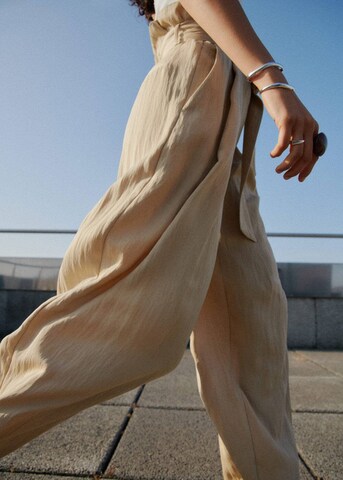 MANGO Loosefit Hose 'Paper' in Beige