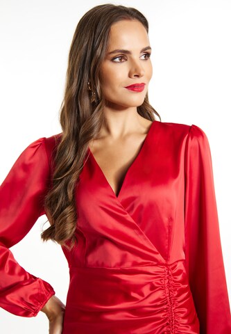 faina Cocktail Dress in Red