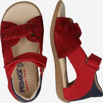 Chaussures ouvertes PRIMIGI en rouge