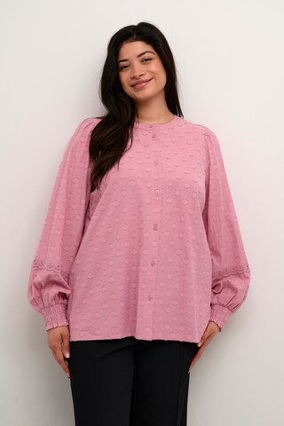 Camicia da donna 'KC Loulou' di KAFFE CURVE in rosa: frontale