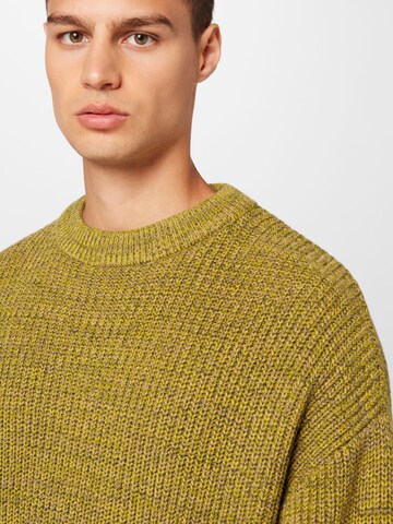 WEEKDAY Sweater 'John' in Green